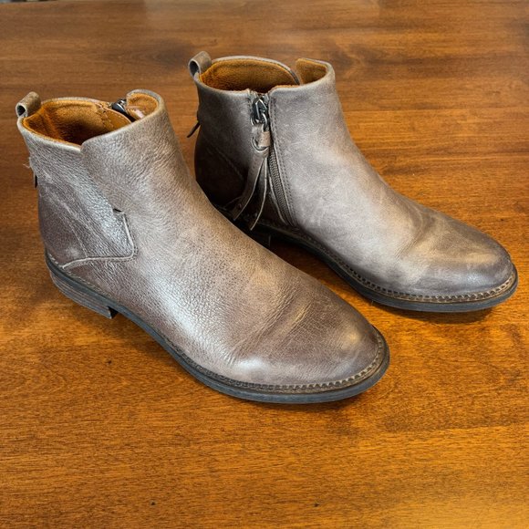 franco sarto gray boots